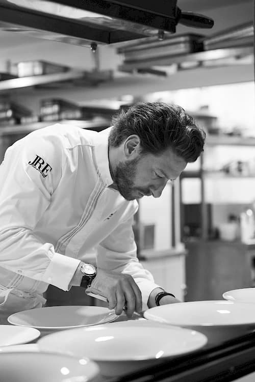 Feel Como — Chef Federico at work in the kitchen
