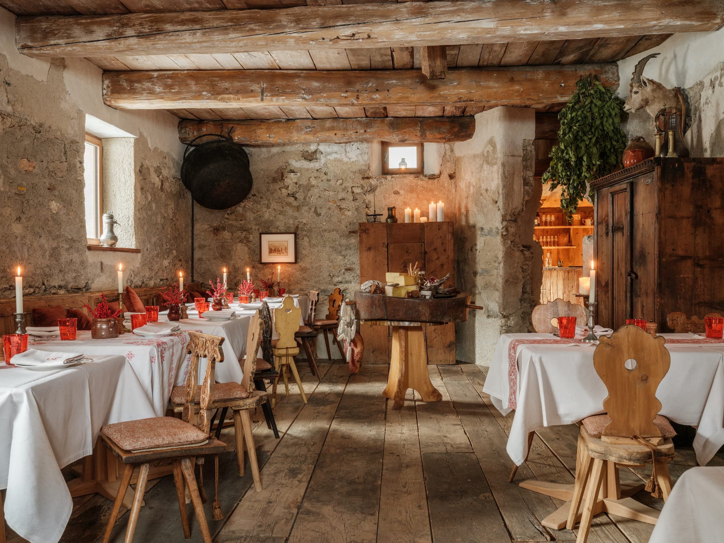 Chesa Marchetta — the-restaurant-and-cheese-table-1-2