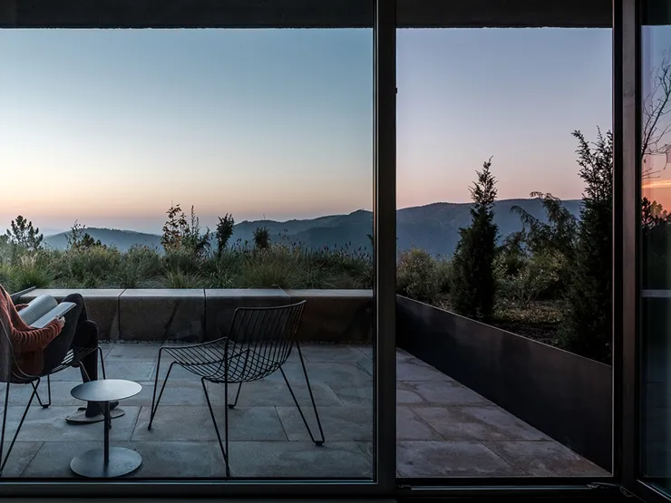 casa-de-sao-lourenco_suite-panorama-06.jpeg_01