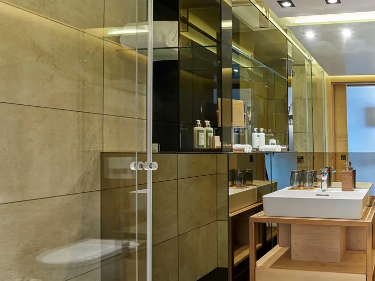 chandolin-boutique-hotel_suite-north-south-3-jpg.jpg_01