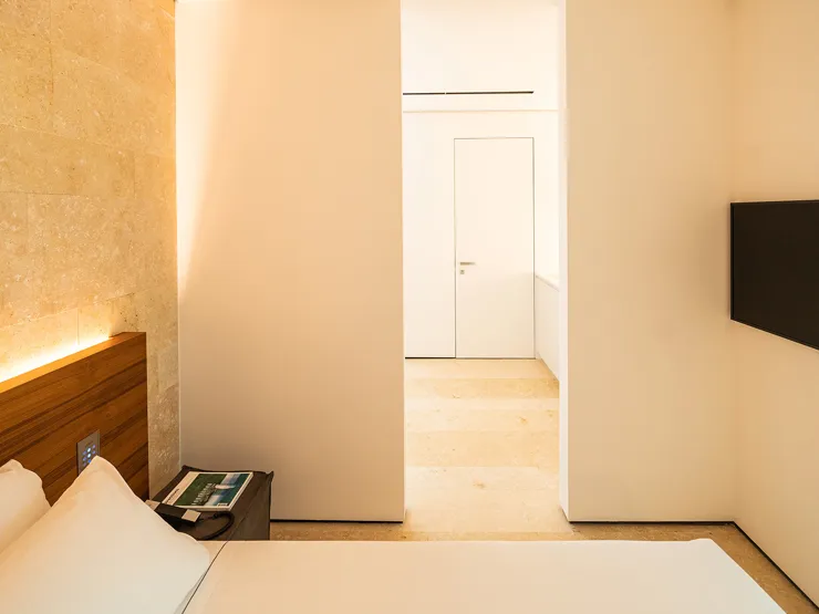 cincins_c-and-spa-family_deluxe-with-private-pool-03.jpg_01