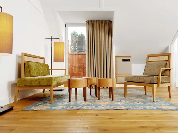 cincins_louis-louis_suite-04.jpg_01