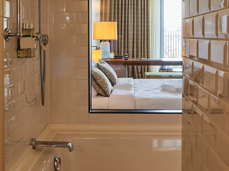 cincins_louis-market-view_deluxe-03.jpg_01