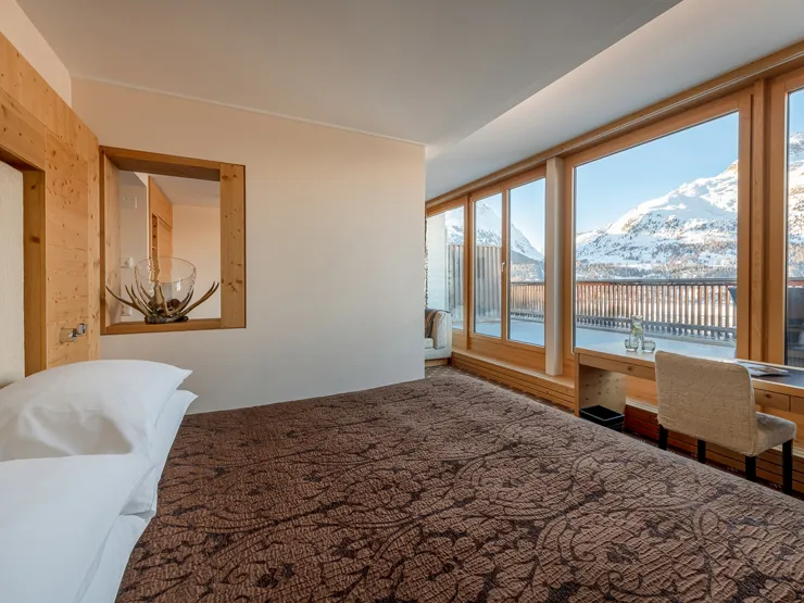 cincins_nira-alpina-alpine_junior-suite-winter-01.jpg_01