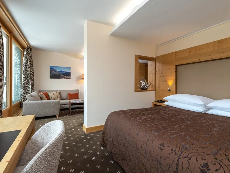 cincins_nira-alpina-alpine_junior-suite-winter-03.jpg_01