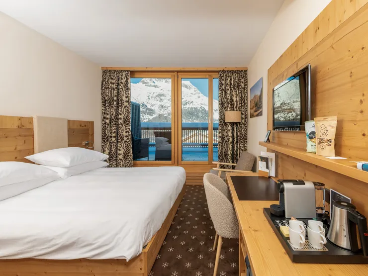 cincins_nira-alpina-corvatsch_room-winter-01.jpg_01