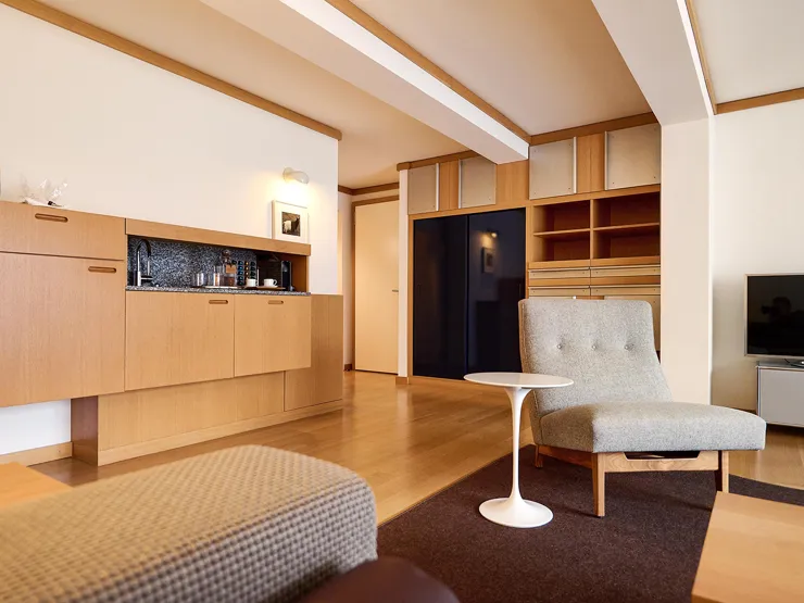 cincins_the-omnia_suite-corner-06.jpg_01