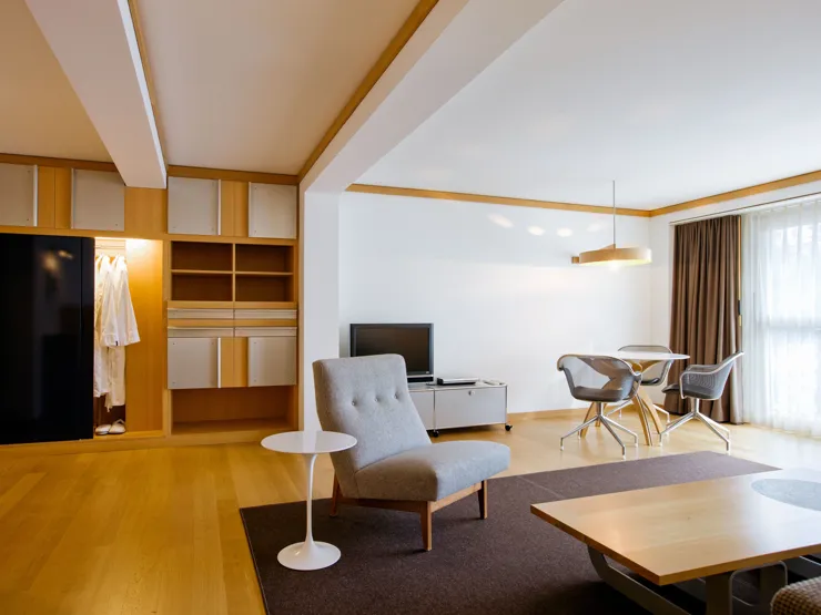 cincins_the-omnia_suite-corner-2-jpg.jpg_01