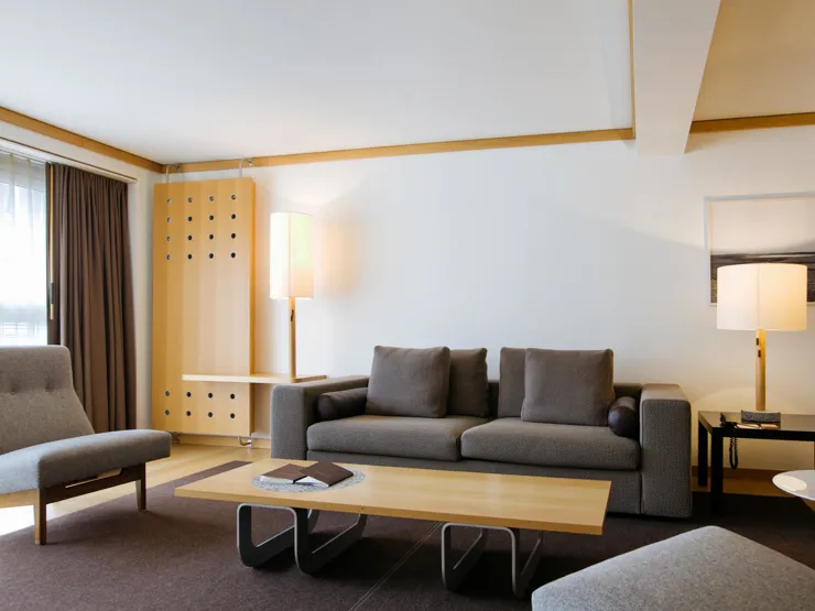 cincins_the-omnia_suite-corner-3-jpg.jpg_01