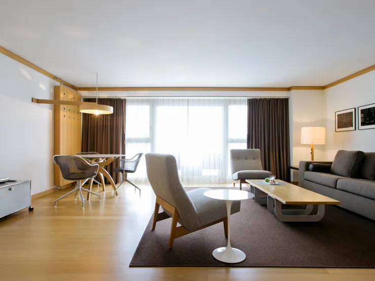 cincins_the-omnia_suite-matterhorn-suite-2-jpg.jpg_01