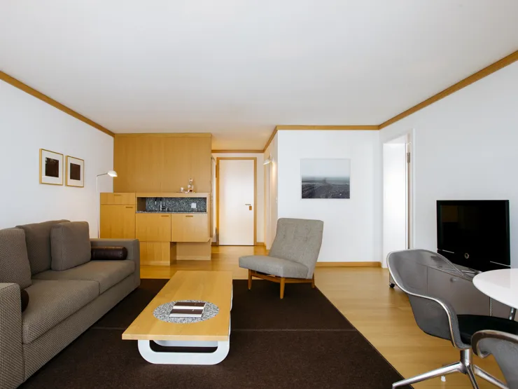 cincins_the-omnia_suite-village-3-jpg.jpg_01