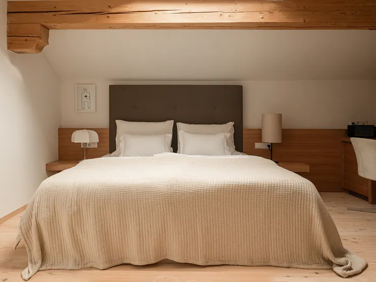 schwarzschmied_standard-a-01.jpg_01