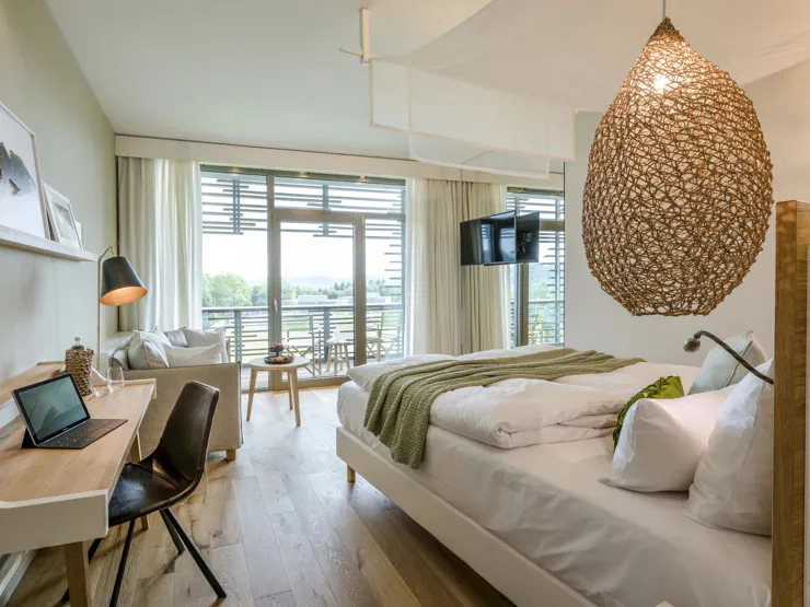 seezeitlodge-and-spa-forest_room-r.jpg_01