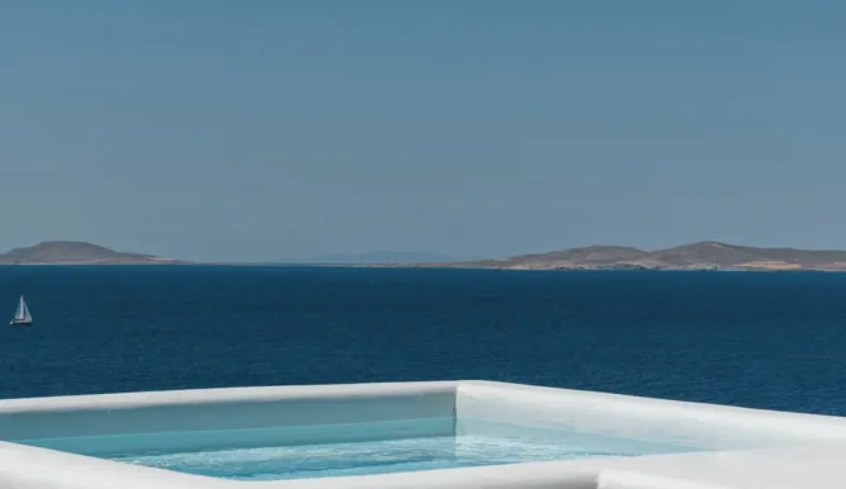 cincins_g-02-rocabella-mykonos.jpg