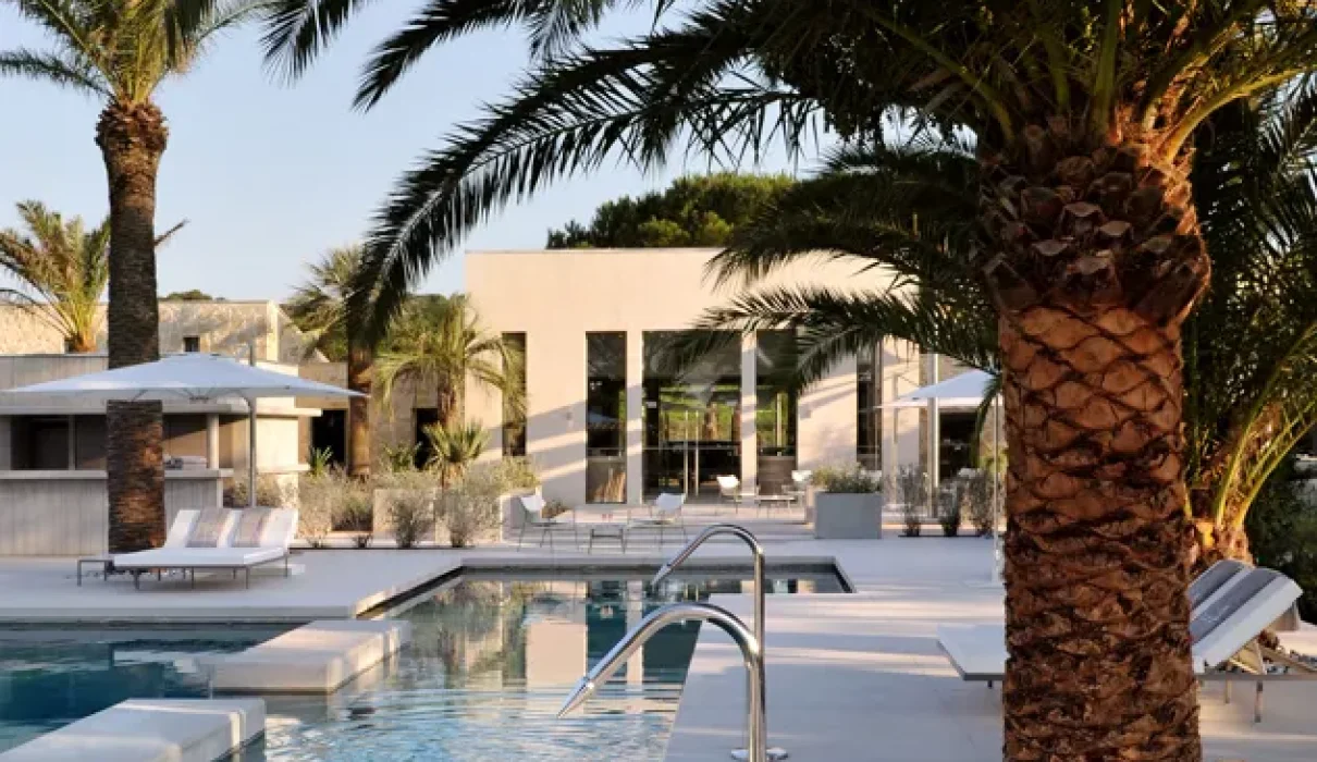 cincins_g-16-hotel-sezz-saint-tropez.jpg