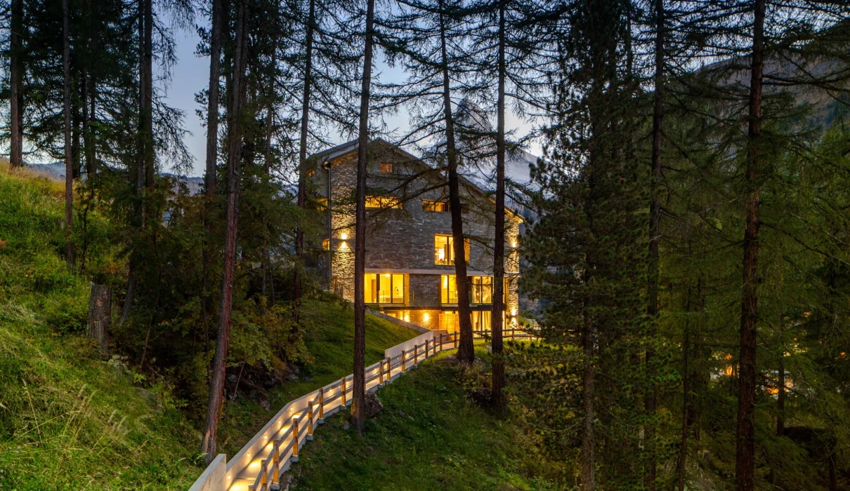 cincins_s-cervo-mountain-resort-zermatt-switzerland.jpg